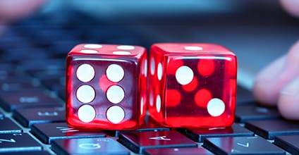 Why More People Are Choosing to Gamble Online